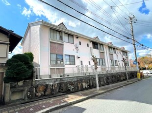 王寺駅 バス7分  中山台２丁目下車：停歩2分 2階の物件外観写真